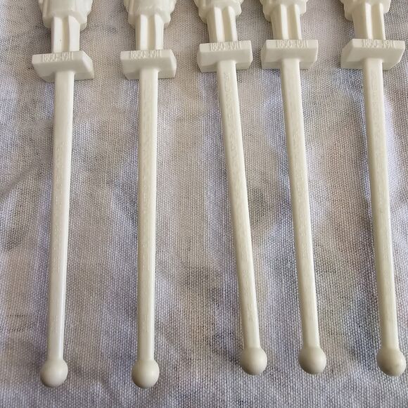 Lot of 6 Jack Daniels Swizzle Sticks Hard Plastic - Picture 10 of 10